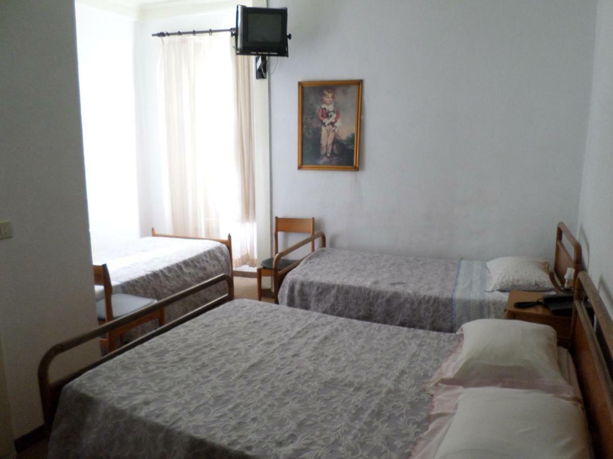 Rustico & Singelo - Hotelaria E Restauracao, Lda Vila Real Eksteriør bilde